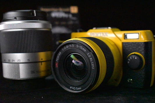 [1 Yr Warranty] Pentax Q7 Yello Digital Mirrorless camera with 2 Lenses 6214