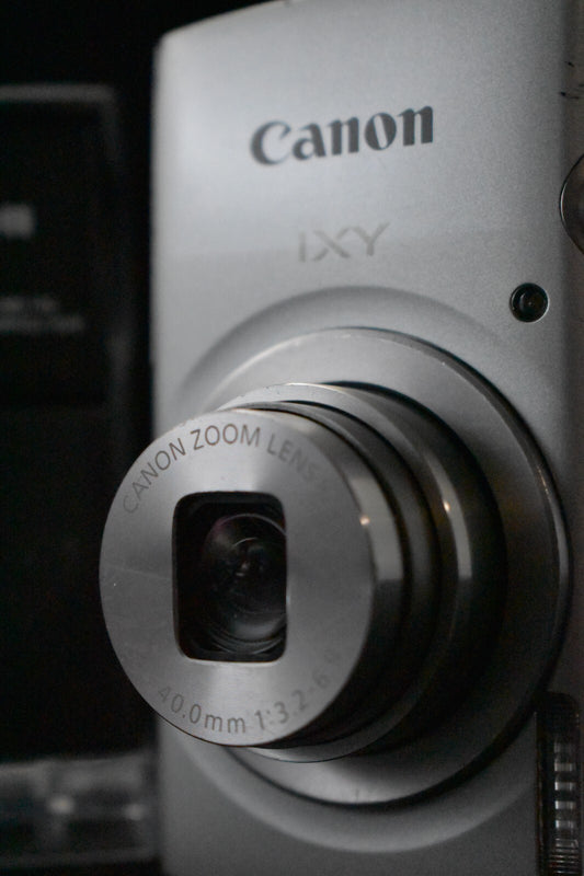 [1 Yr warranty] Canon PowerShot IXY 200 ELPH 185 Digital Camera 8x Zoom 6303