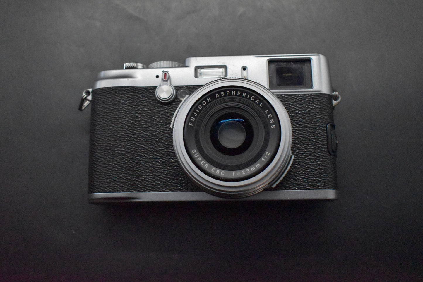 [1 Yr Warranty] Fujifilm X100 FinePix X Series 12.3MP Silver Digital Camera 6531