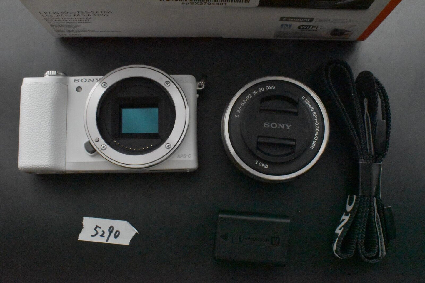 Sony Alpha a5100 Mirrorless White w/E 16-50mm Lens [Casi COMO NUEVO- SC...