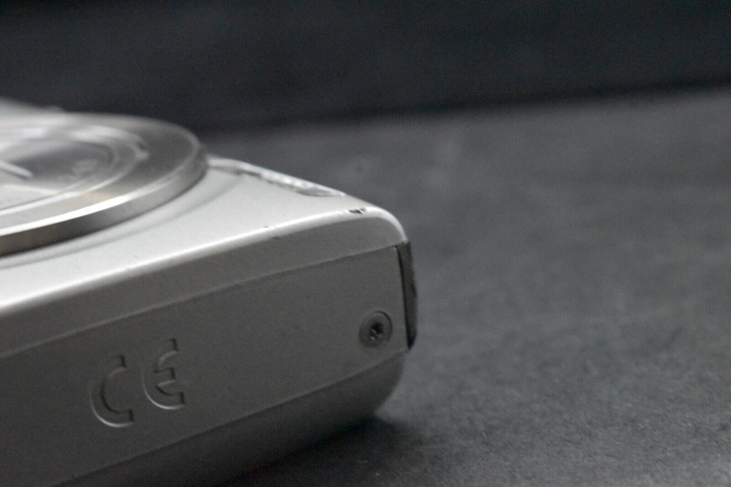 Canon IXY 180 PowerShot ELPH 180 20MP Digital Camera Silver [NEAR MINT] 5480