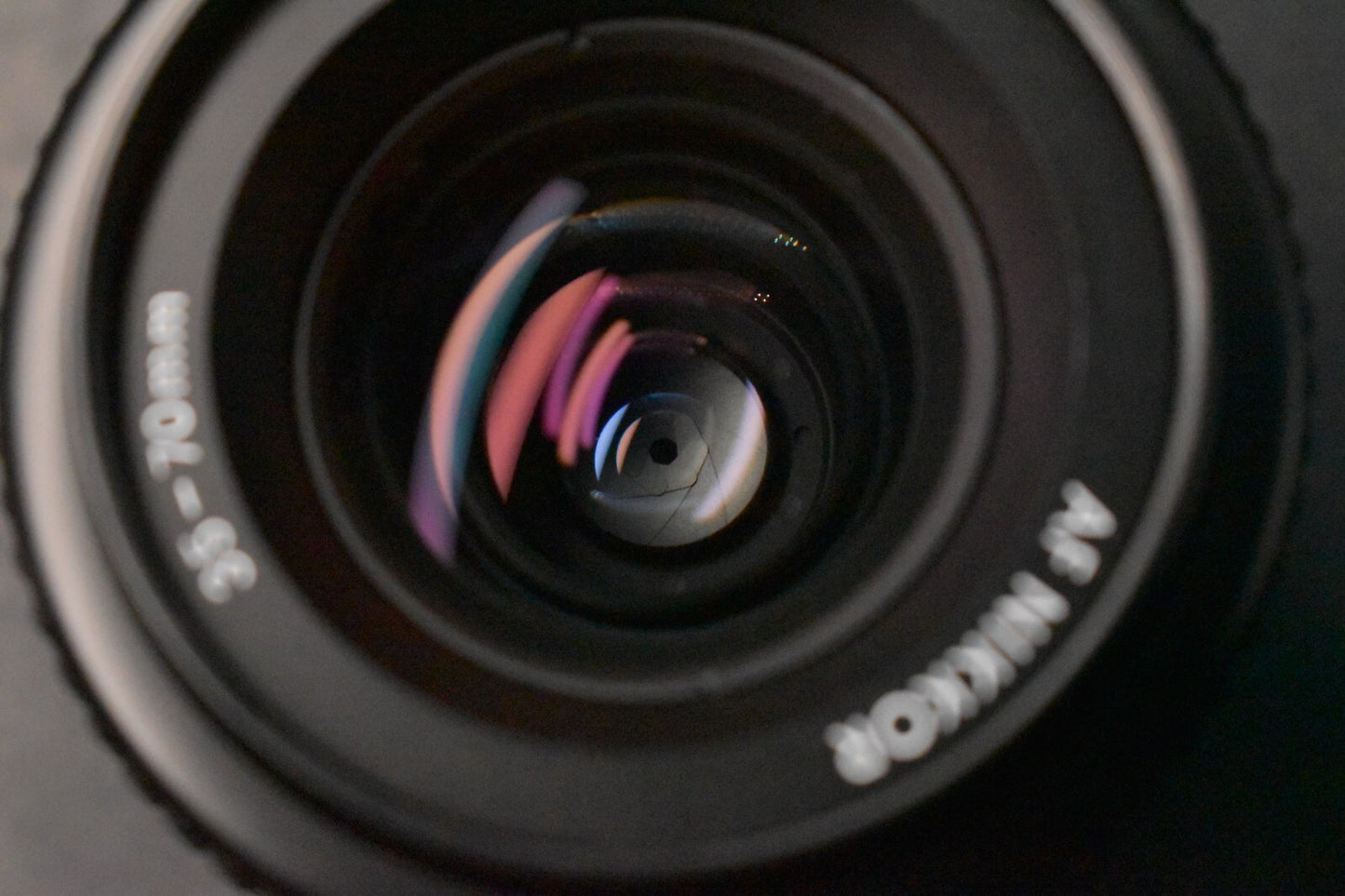 [1 Yr Warranty] Nikon AF Zoom Nikkor 35-70mm f/3.3-4.5 Macro Lens Japan 6114