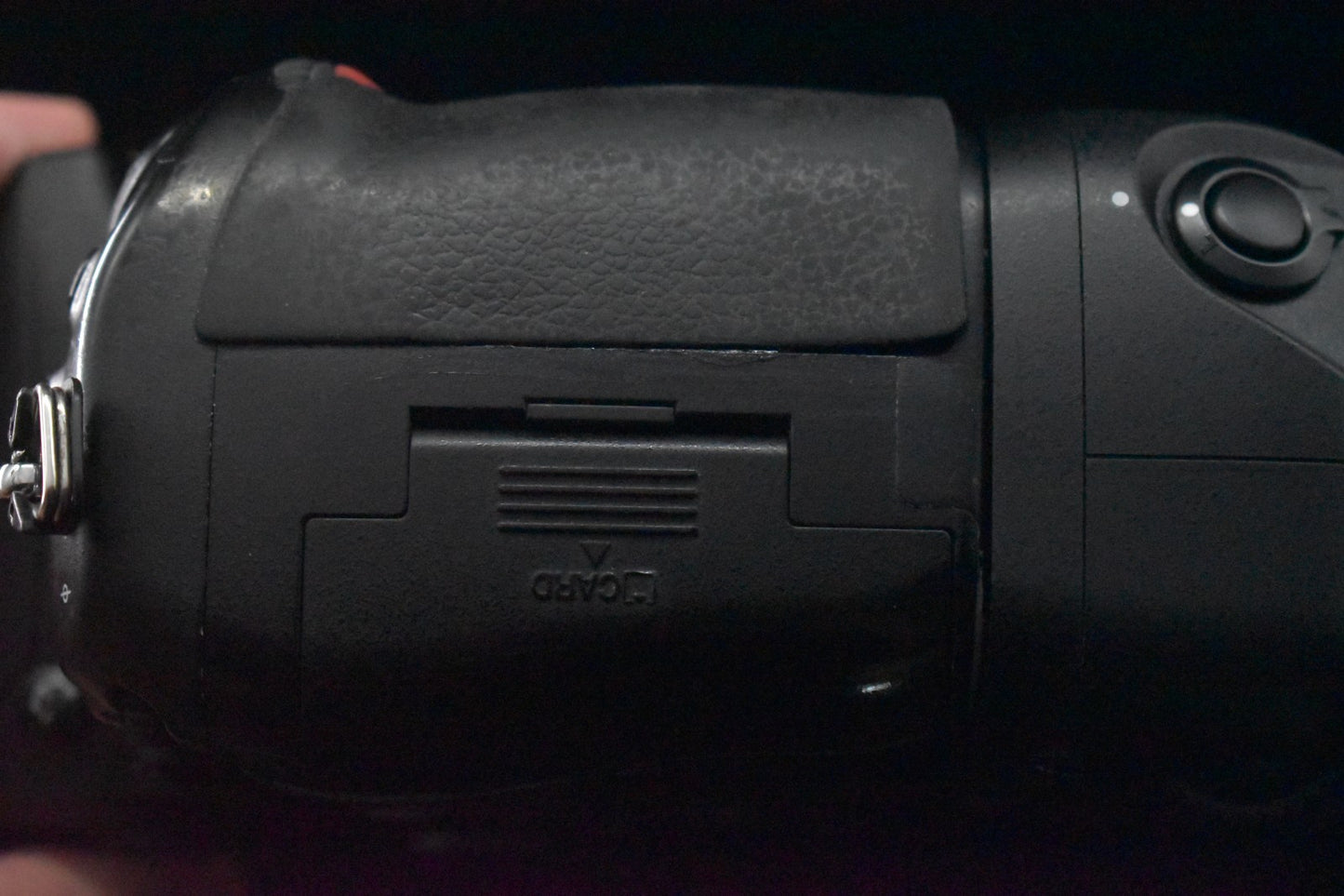 [1 Yr warranty] Nikon D700 12.1 MP DSLR Digital Video Camera Used 7461