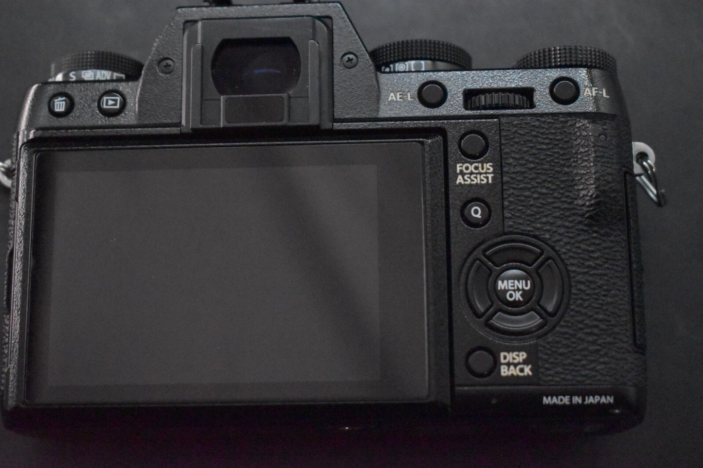 [1 Yr warranty] Fujifilm X-T1 16.3MP Mirrorless Digital Camera Black 6177