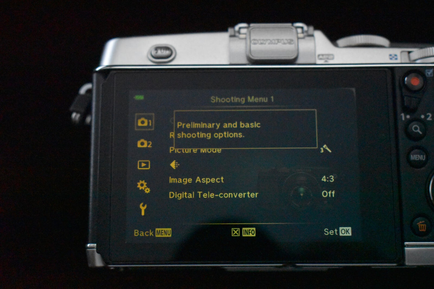 [1 Yr Warranty] Olympus PEN E-P5 Silver Body Wifi Digital Camera Japan 6794