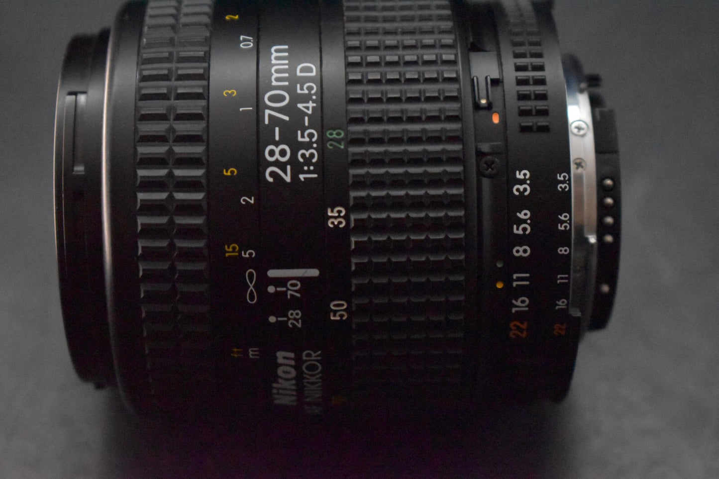 [1 Yr Warranty] Nikon AF Nikkor 28-70mm f/3.5-4.5 D Macro Zoom Lens JAPAN 6115