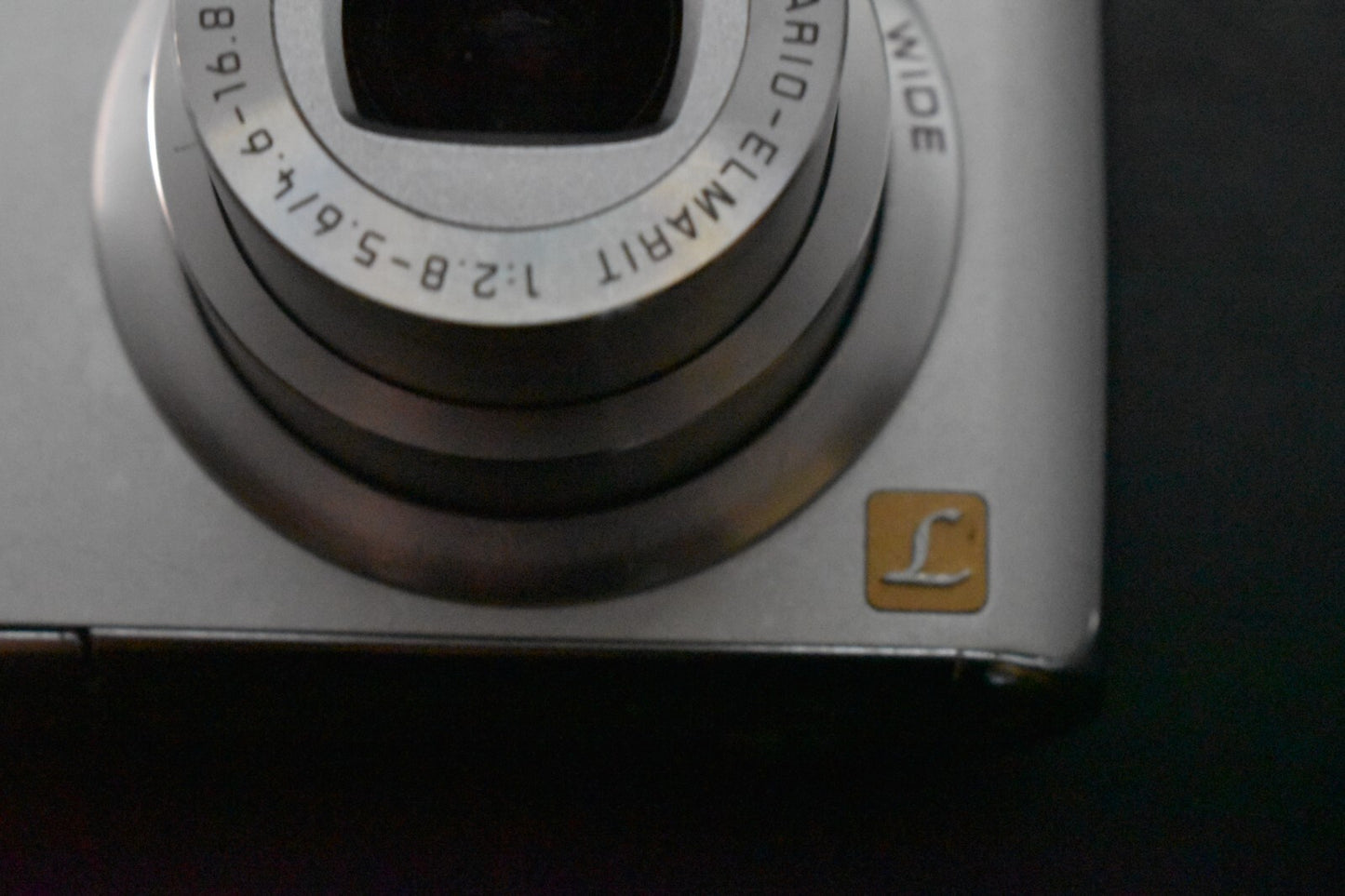[1 Yr Warranty] Panasonic Lumix DMC-FX07 Compact Digital Camera Silver 6408