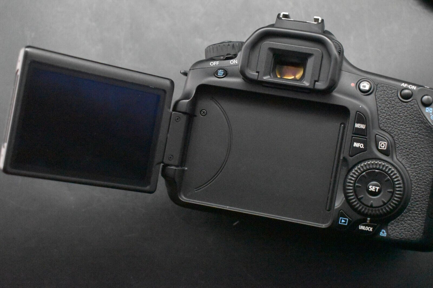 Canon EOS 60D 18.0MP DSLR Digital SLR Camera Pre-owned [ALMOST MINT SC 6%] #5324