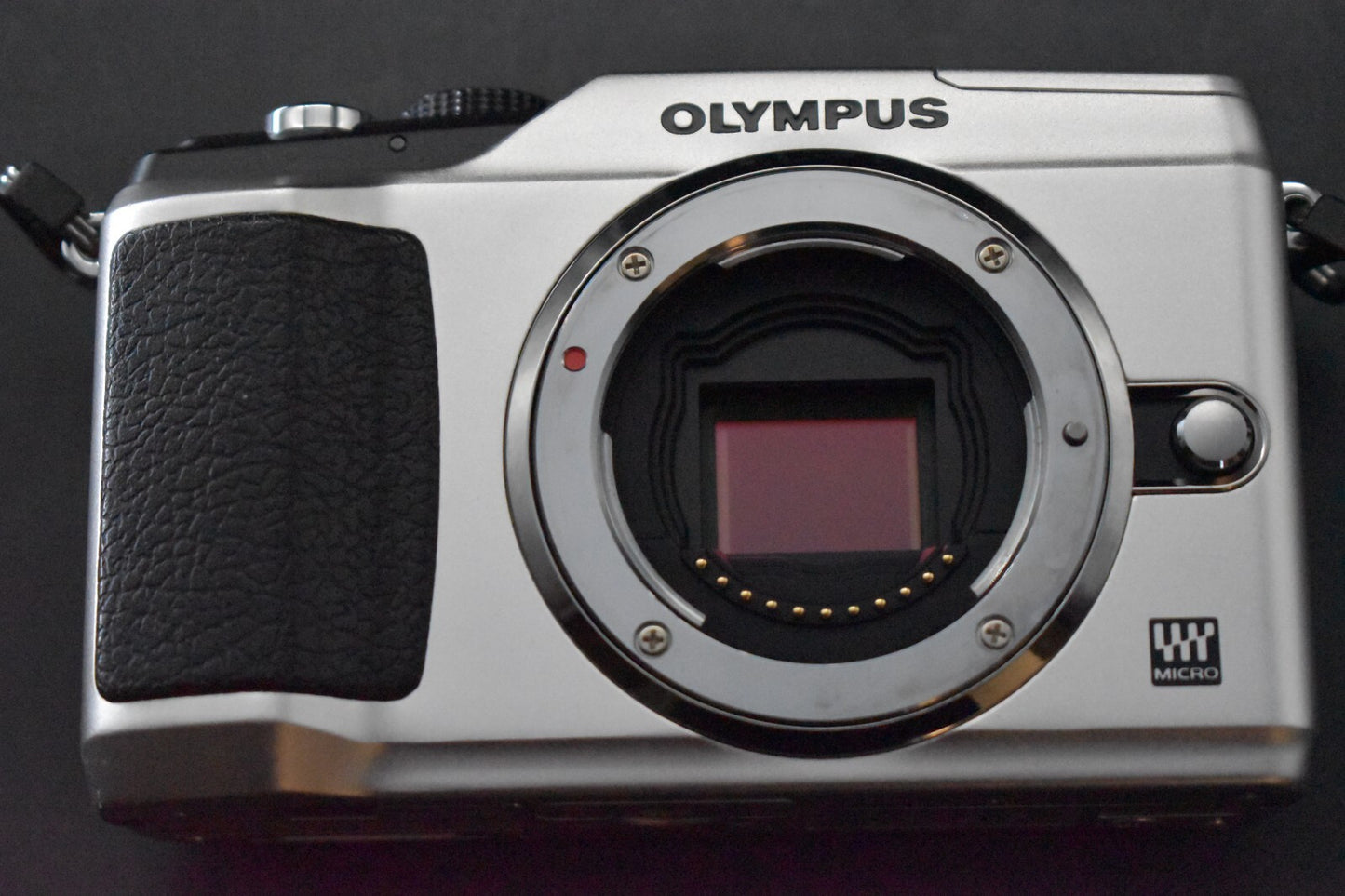 [1 Yr Warranty] Olympus PEN E-PL2 Digital Camera Body with Lens Silver 6075