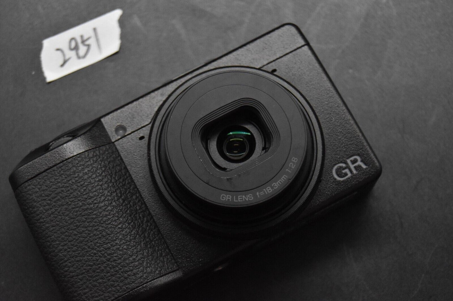 RICOH GR III 24.2MP 18.3mm f/2.8 Digital Camera Black From JAPAN 【MINT】 2951