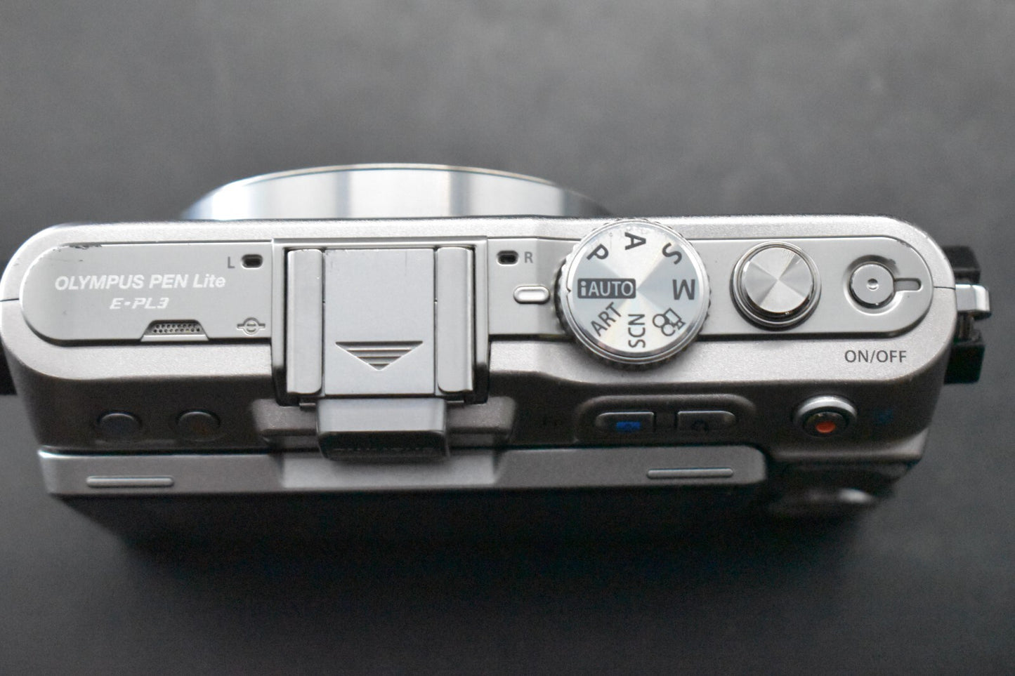 [1 Yr Warranty] Olympus PEN Lite E-PL3 Silver 12.3 MP with Lens From Japan 6357