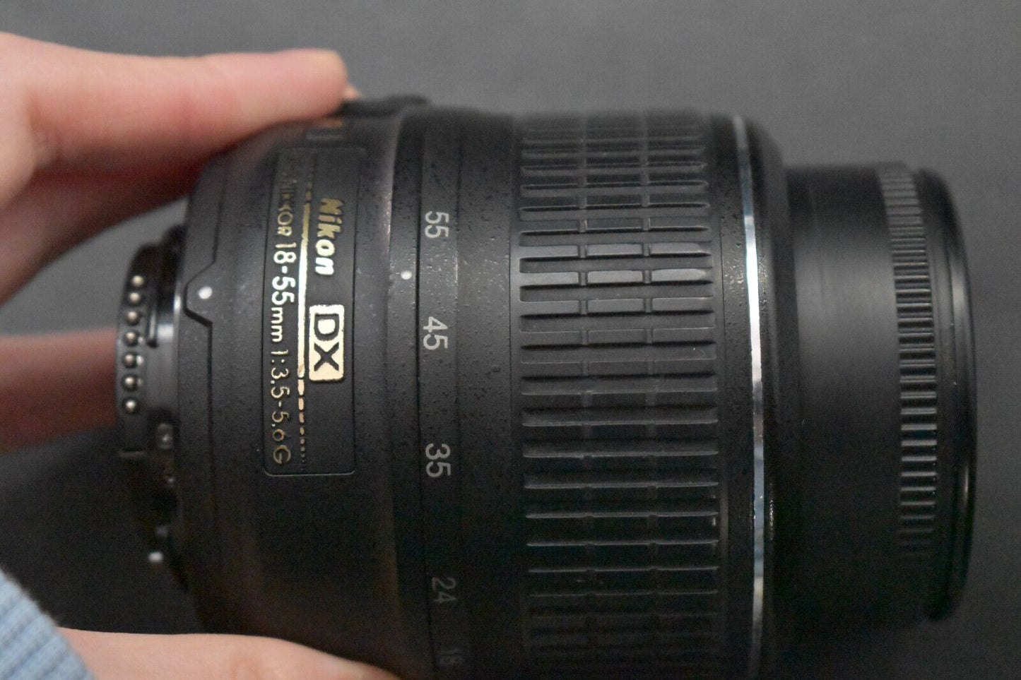 Appareil photo numérique 24,1 mégapixels Nikon D5200 boîtier noir avec 18-55 ...