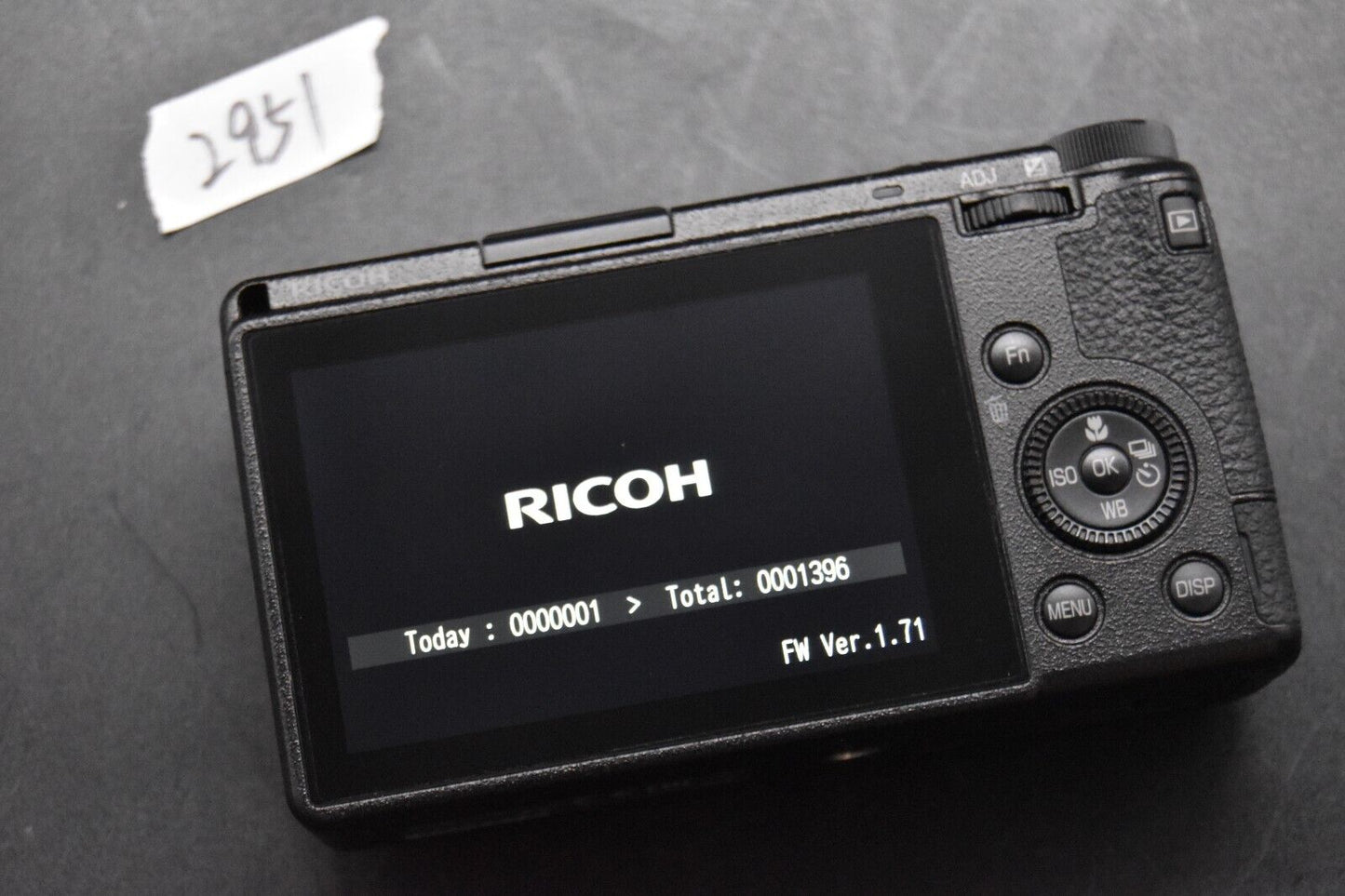 RICOH GR III 24.2MP 18.3mm f/2.8 Digital Camera Black From JAPAN 【MINT】 2951