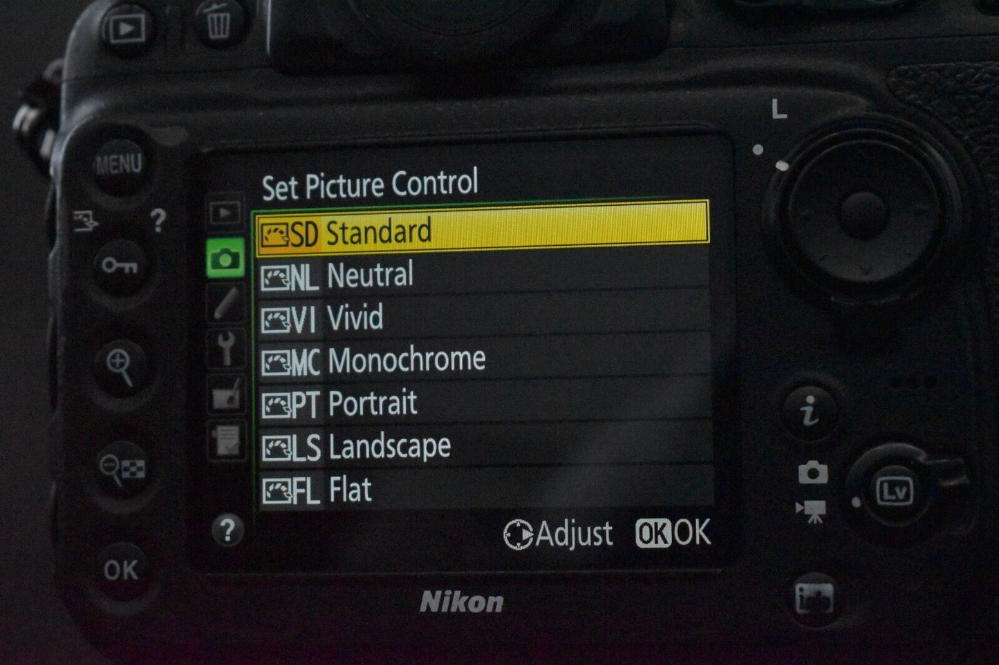 Nikon D810 FX D-SLR fotocamera digitale 36,3 MP dal GIAPPONE [N MINT SC 11%] ...