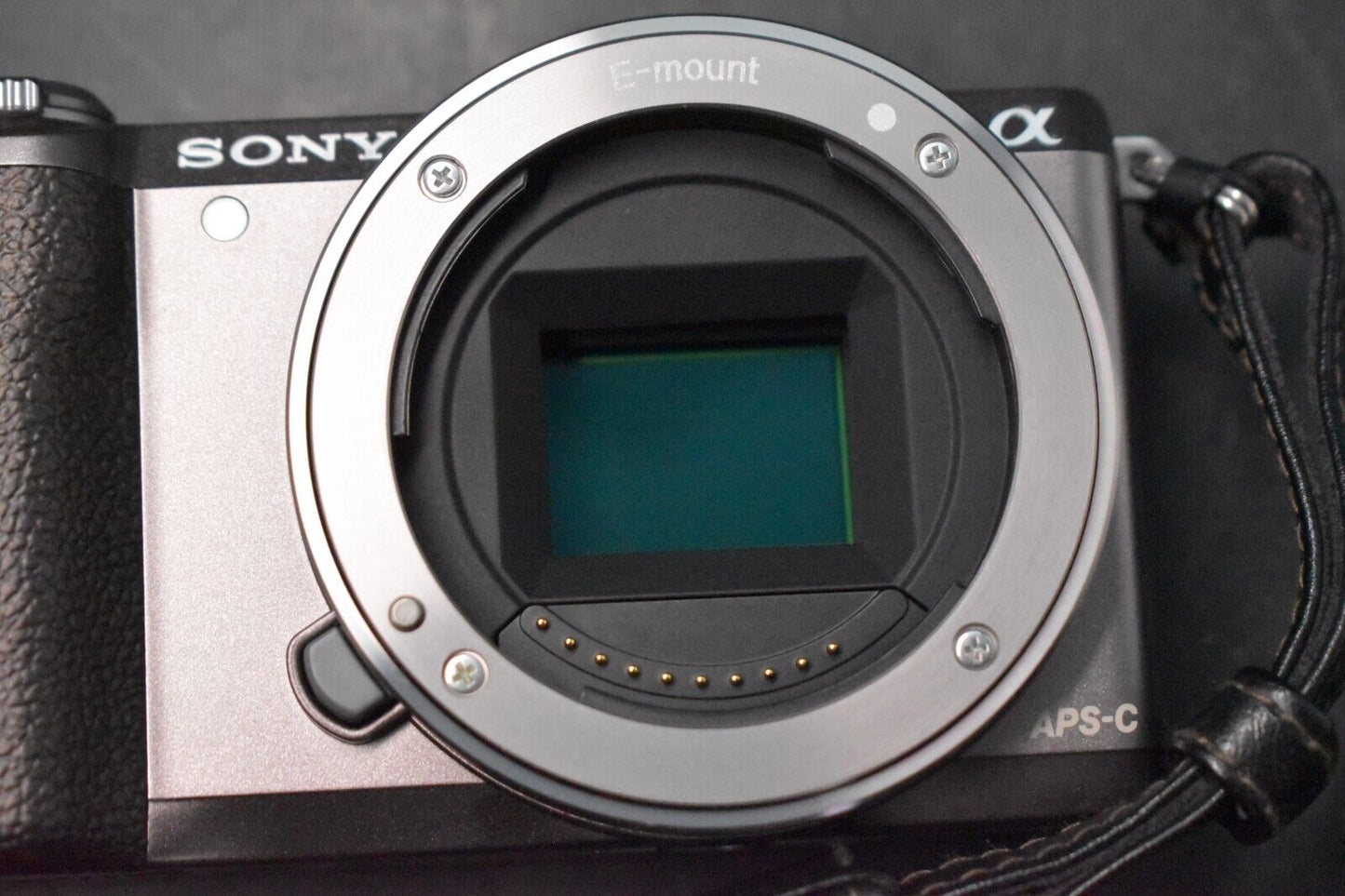 [1 Yr Warranty] Sony Alpha a5100 Mirrorless Digital Camera with Lens Silver 5927