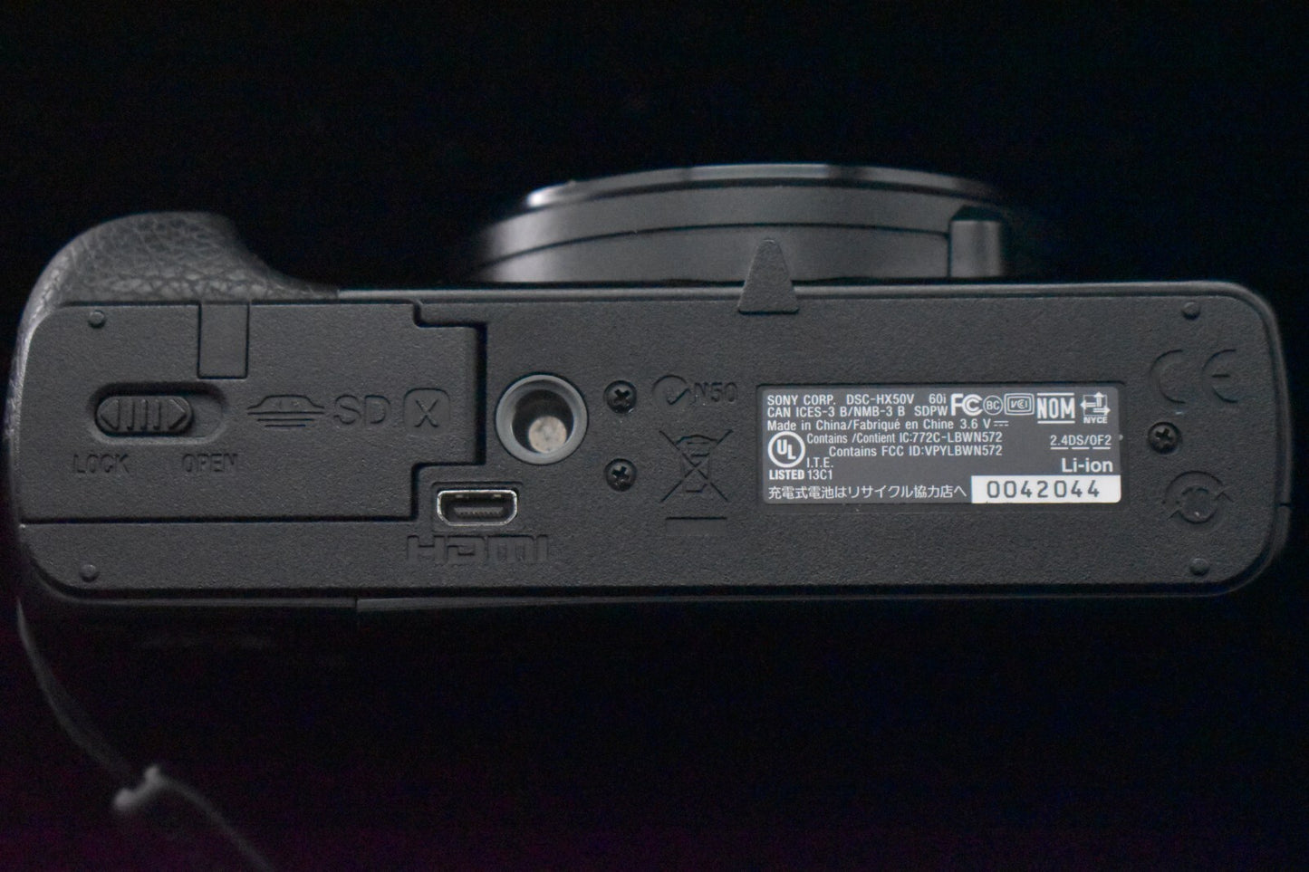 [1 Yr Warranty] SONY Cyber-Shot DSC-HX50V 20.4MP 30X Zoom Digital Camera 6070