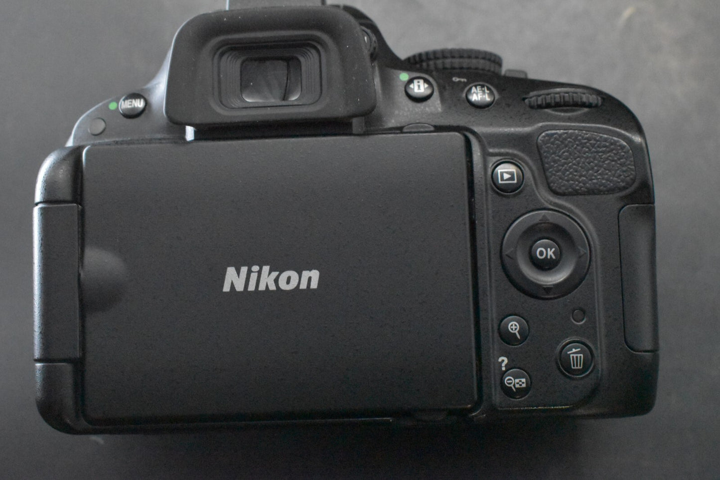 [1 Yr Warranty] Nikon D5100 16.2MP DSLR Digital Professional Camera w/ Lens 6487