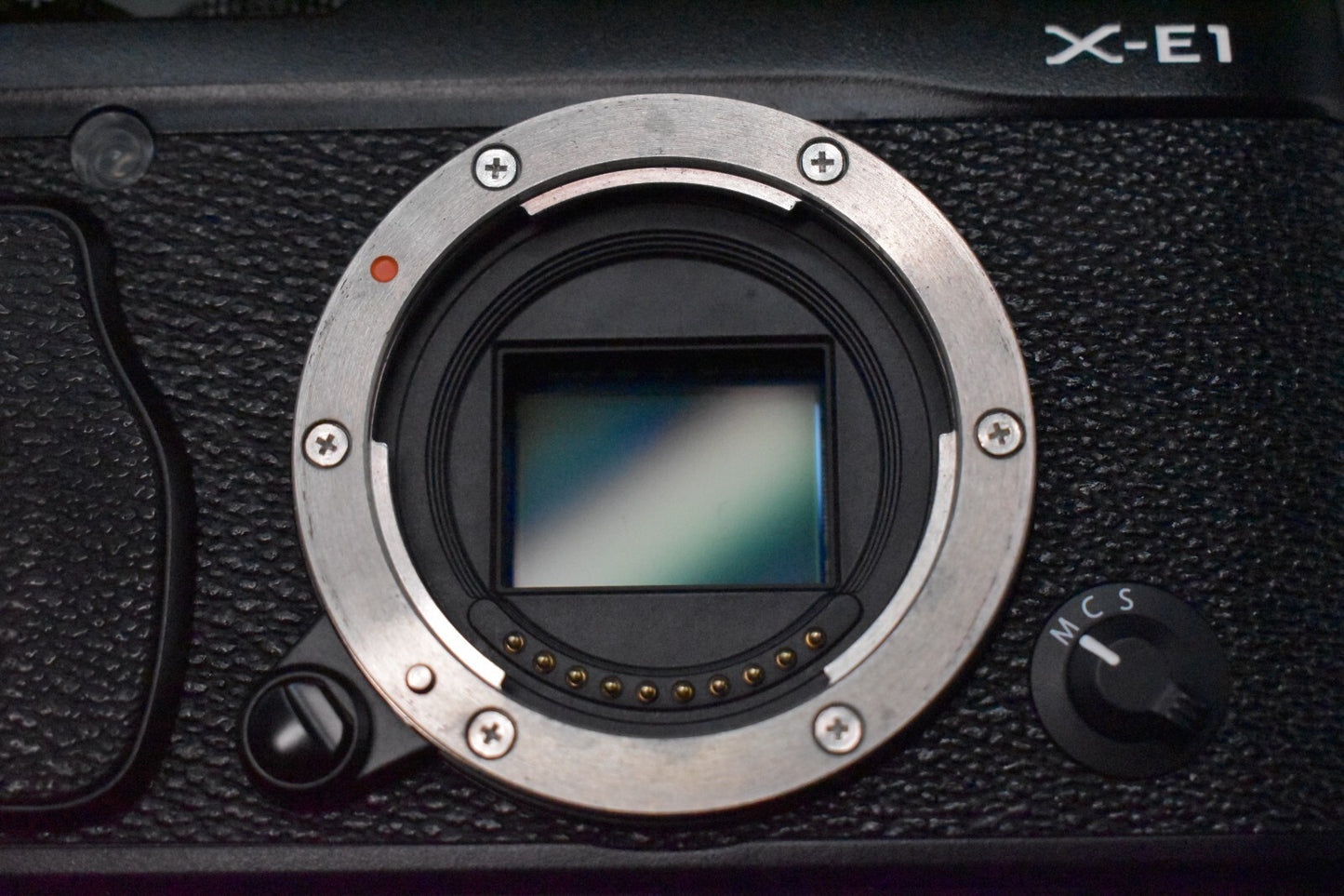 [1 Yr warranty] Fujifilm X Series X-E1 16.3MP Digital SLR Camera Body Black 5961