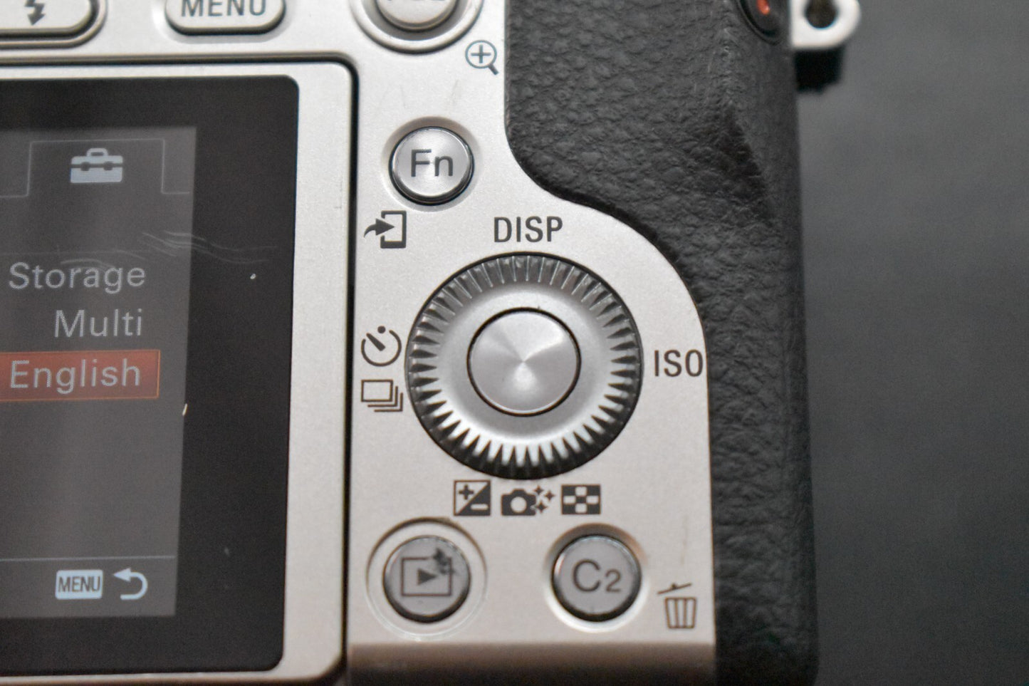 [1 Yr warranty] Sony a6000 Digital Mirrorless Camera with Lens Silver 6620