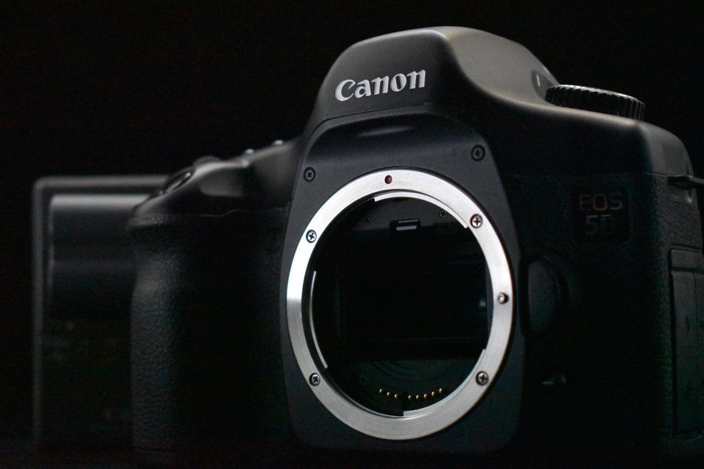 [1 Yr Warranty] Canon EOS 5D Digital SLR Full Frame Camera Body Only 6656