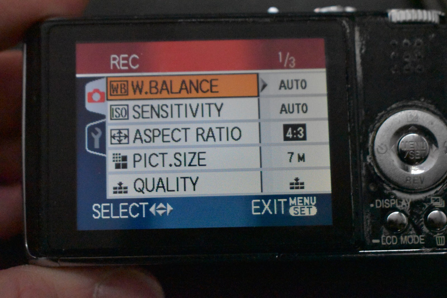 [1 Yr Warranty] Panasonic Lumix DMC-FX07 Compact Digital Camera Black 6411