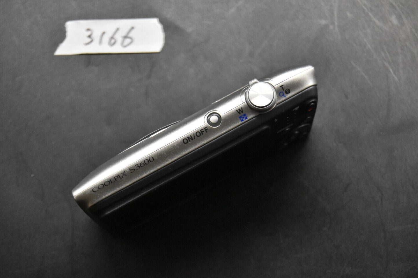 Nikon Coolpix S3600 Silver 20.1MP Compact Digital Camera Japan 【NEAR MINT】 #3166
