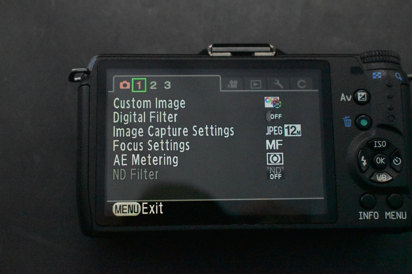 [1 Yr warranty] PENTAX Q10 Mirrorless Digital Camera Black with Lens 6219