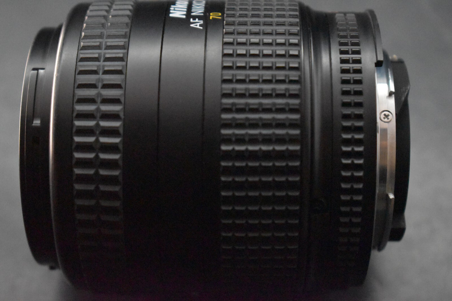 [1 Yr Warranty] Nikon AF Nikkor 28-70mm f/3.5-4.5 D Macro Zoom Lens JAPAN 6115