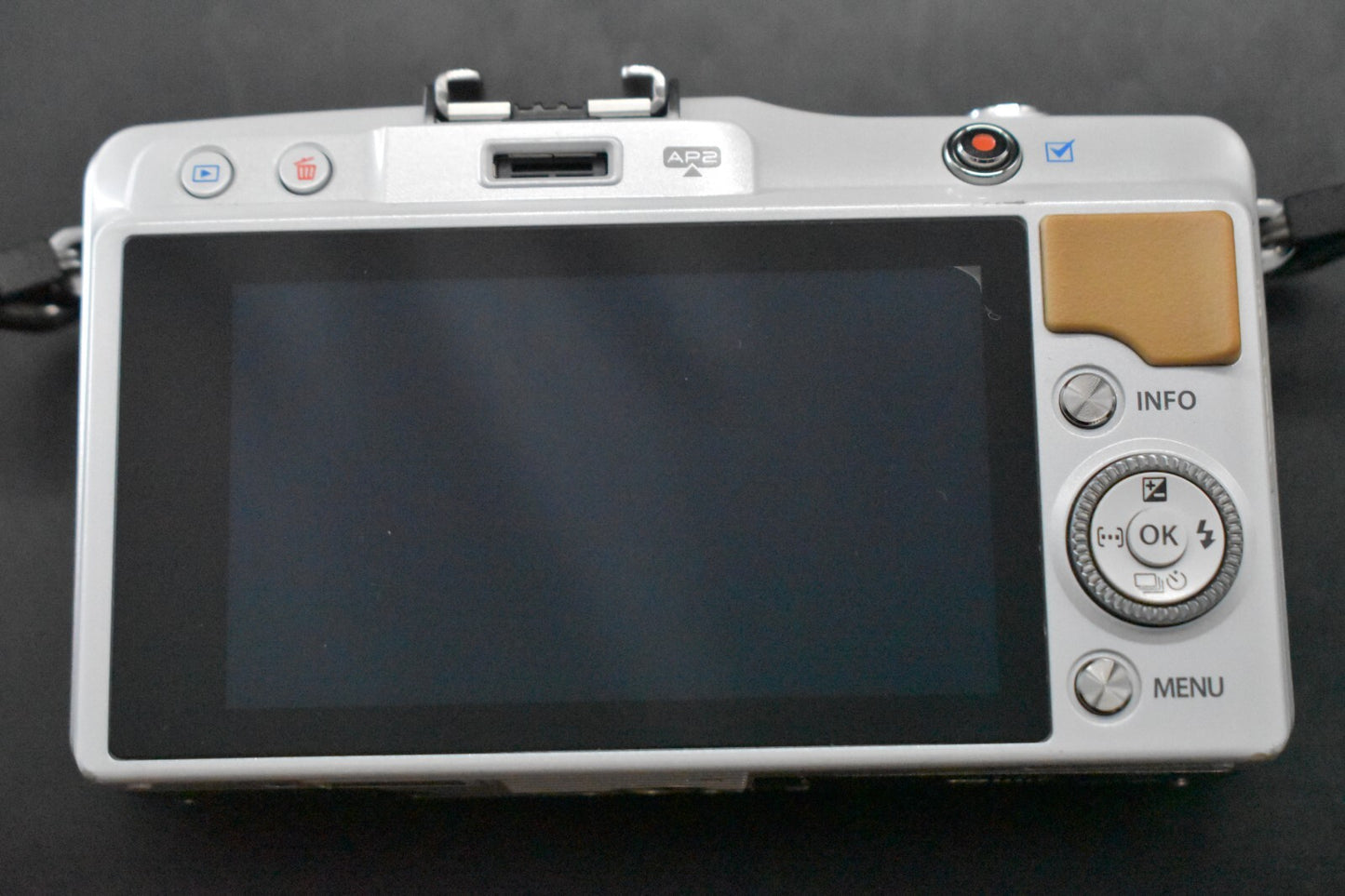 [1 Yr Warranty] Olympus Pen Mini E-PM2 Mirrorless Digital Camera with Lens 6395