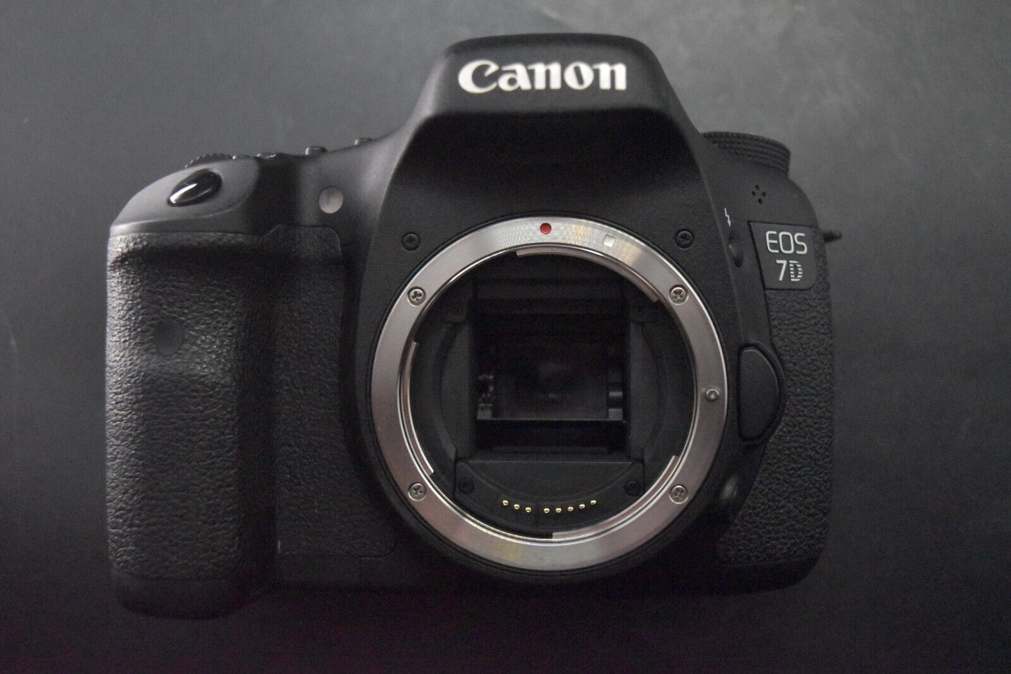 Canon EOS 7D DSLR Digital Professional Camera [Tested Working / MINT SC8%] 5383