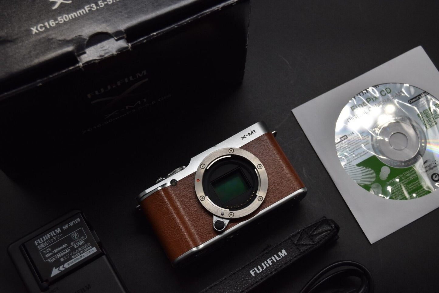FUJIFILM X-M1 16.3MP Digital Camera Brown Body From JAPAN【ALMOST MINT】3214