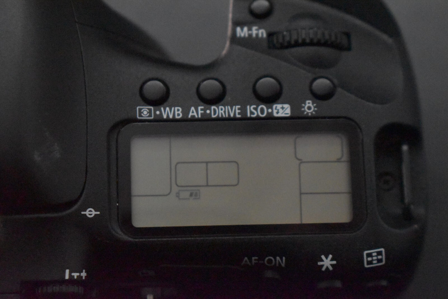 [1 Yr warranty] Canon EOS 7D DSLR Digital Professional Camera From Japan 6319
