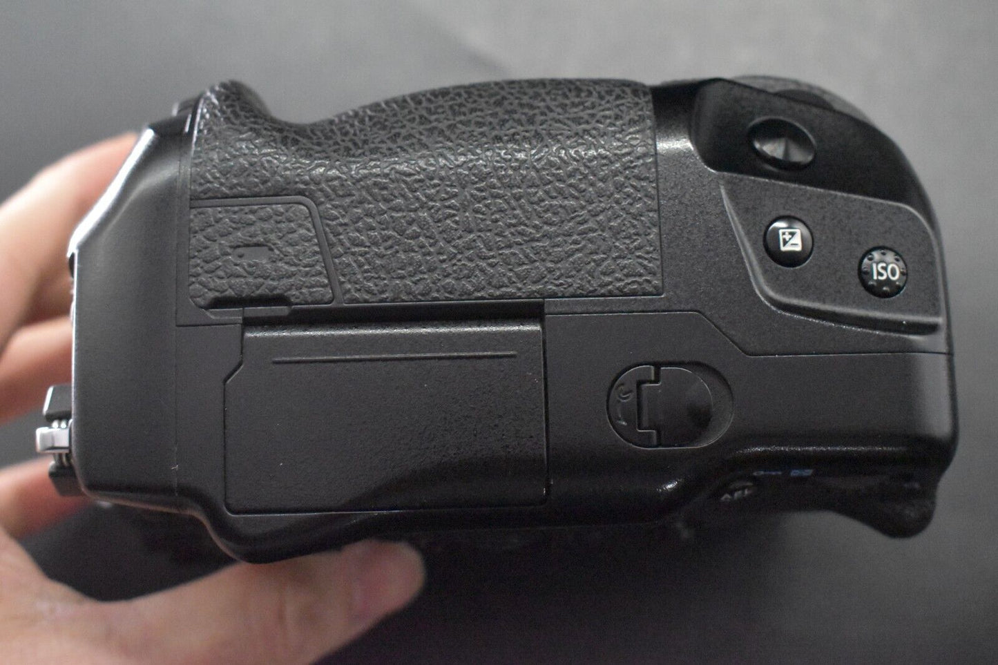 [1 Yr warranty] Olympus OM-D E-M1X 20.4MP Digital SLR Camera 5807