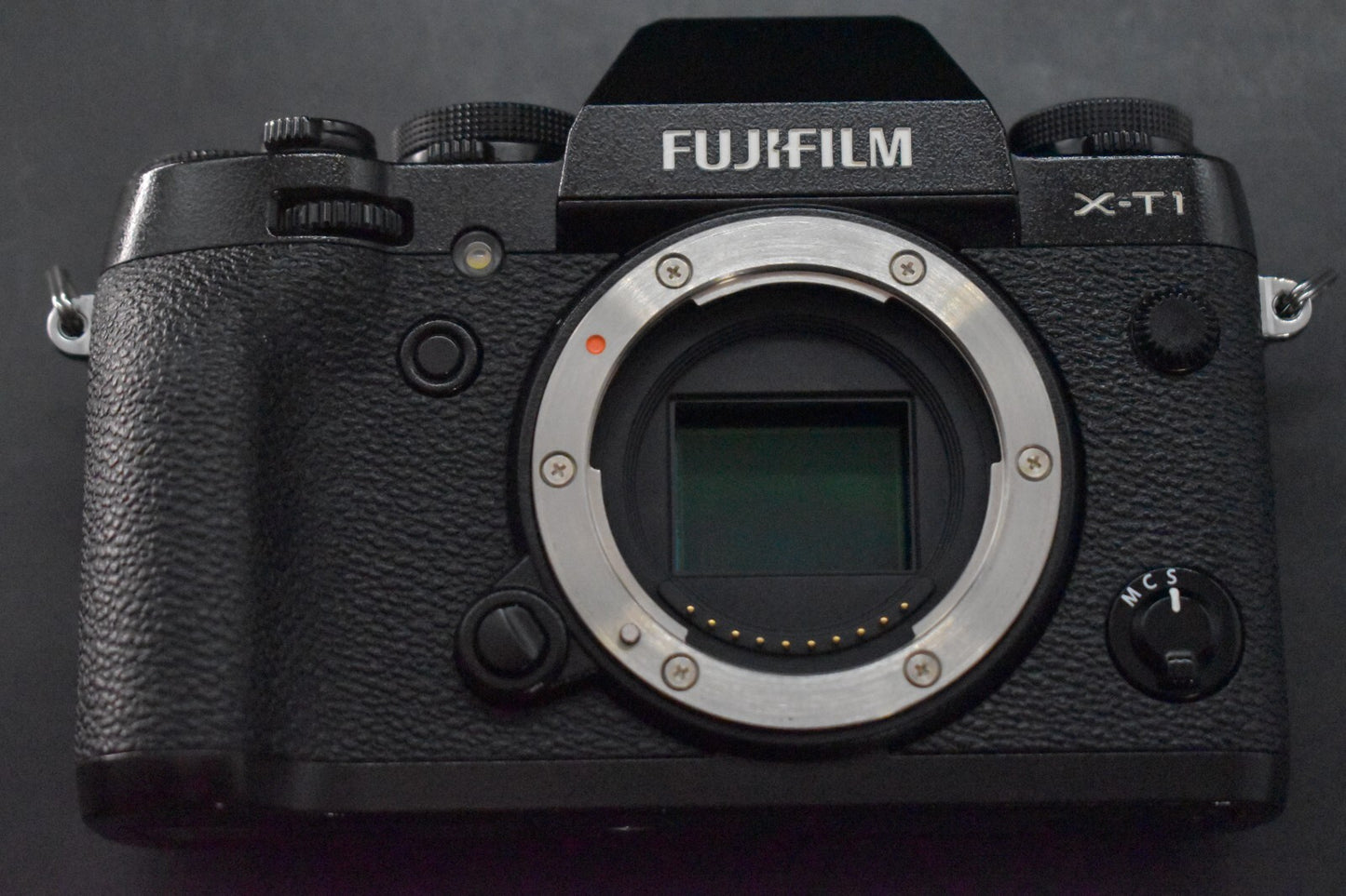 [1 Yr warranty] Fujifilm X-T1 16.3MP Mirrorless Digital Camera Black 6177