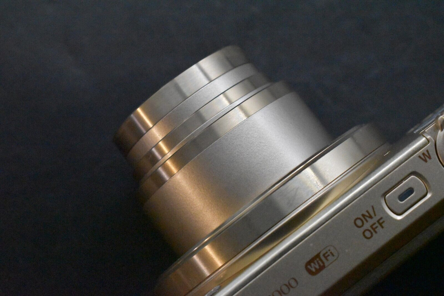 Nikon COOLPIX S7000 oro 16,0 MP 20x fotocamera digitale compatta GIAPPONE [MI...