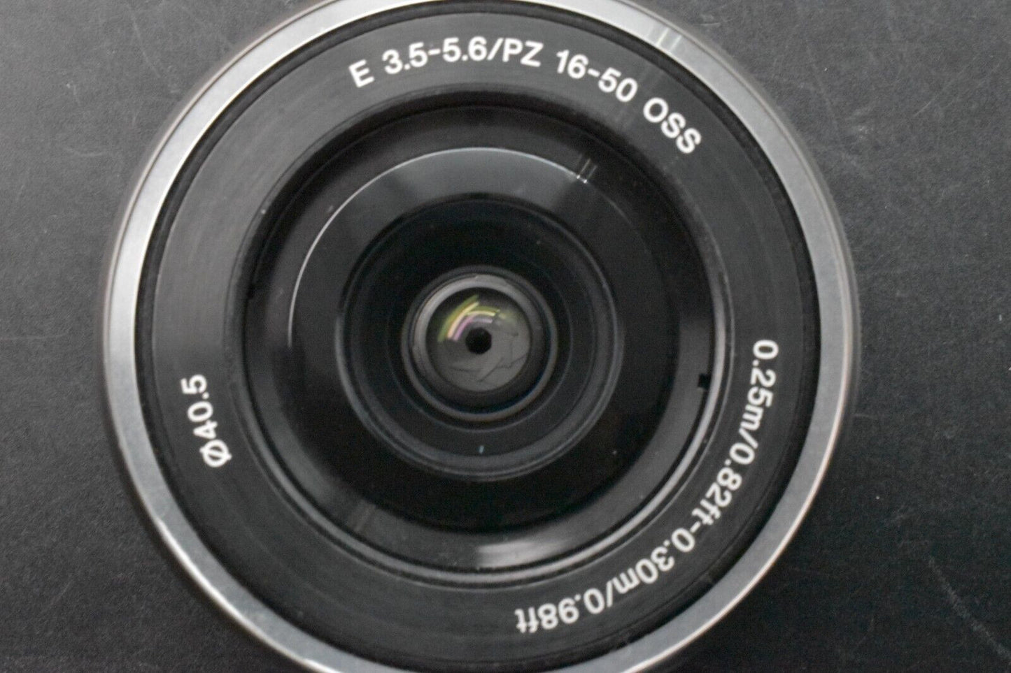 Sony Alpha a5100 Mirrorless White w/E 16-50mm Lens [Casi COMO NUEVO- SC...