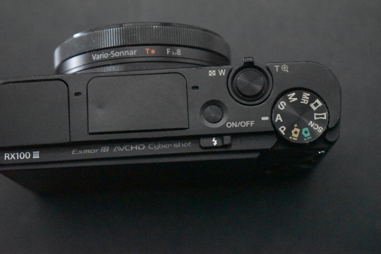 [1 Yr Warranty] Sony CyberShot DSC-RX100 III M3 Point Shoot Digital Camera 6819