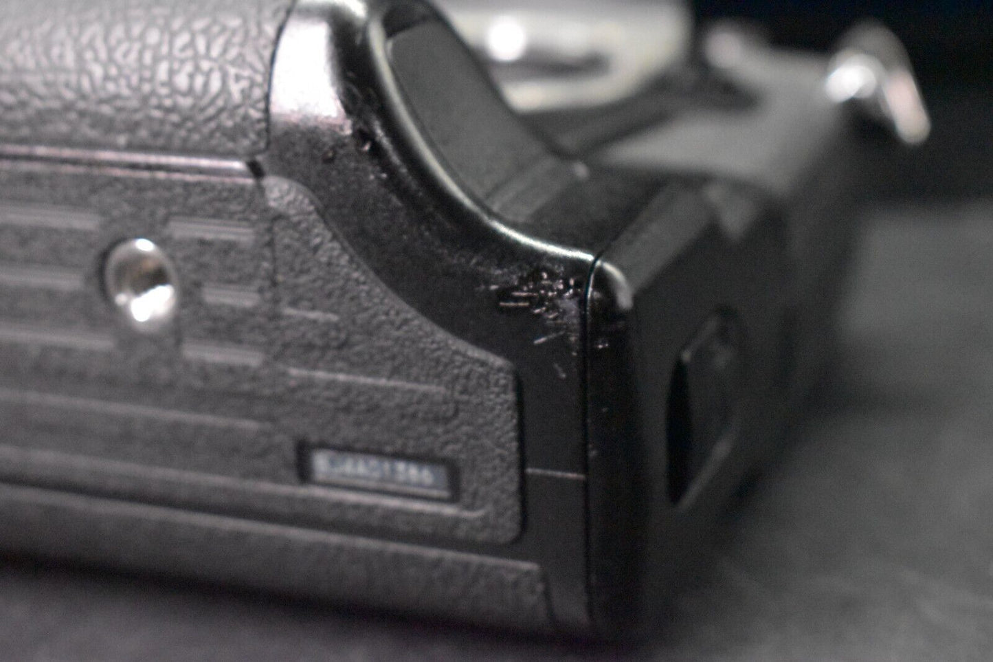 [1 Yr warranty] Olympus OM-D E-M1X 20.4MP Digital SLR Camera 5807
