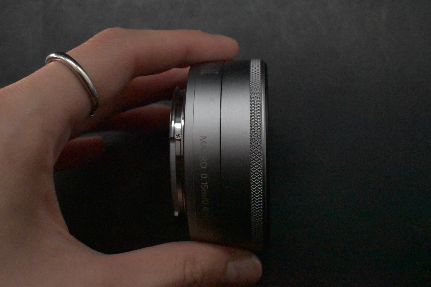 [1 Yr Warranty] Canon EF-M 22mm f/2 STM Lens for EOS M EF-M Mount Silver 6461