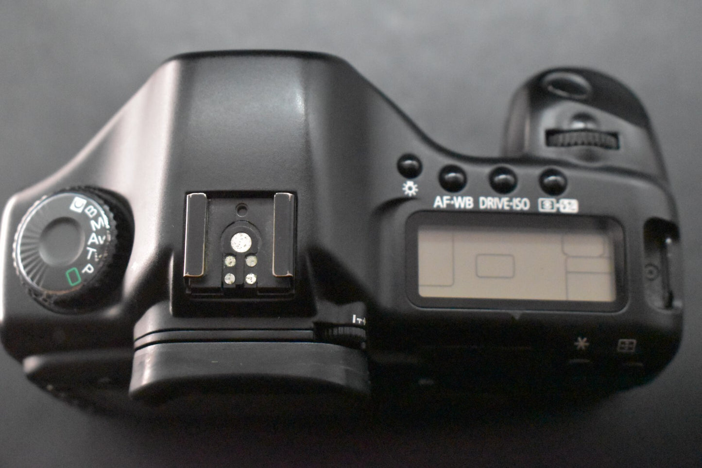 [1 Yr Warranty] Canon EOS 5D Digital SLR Full Frame Camera Body Only 6576