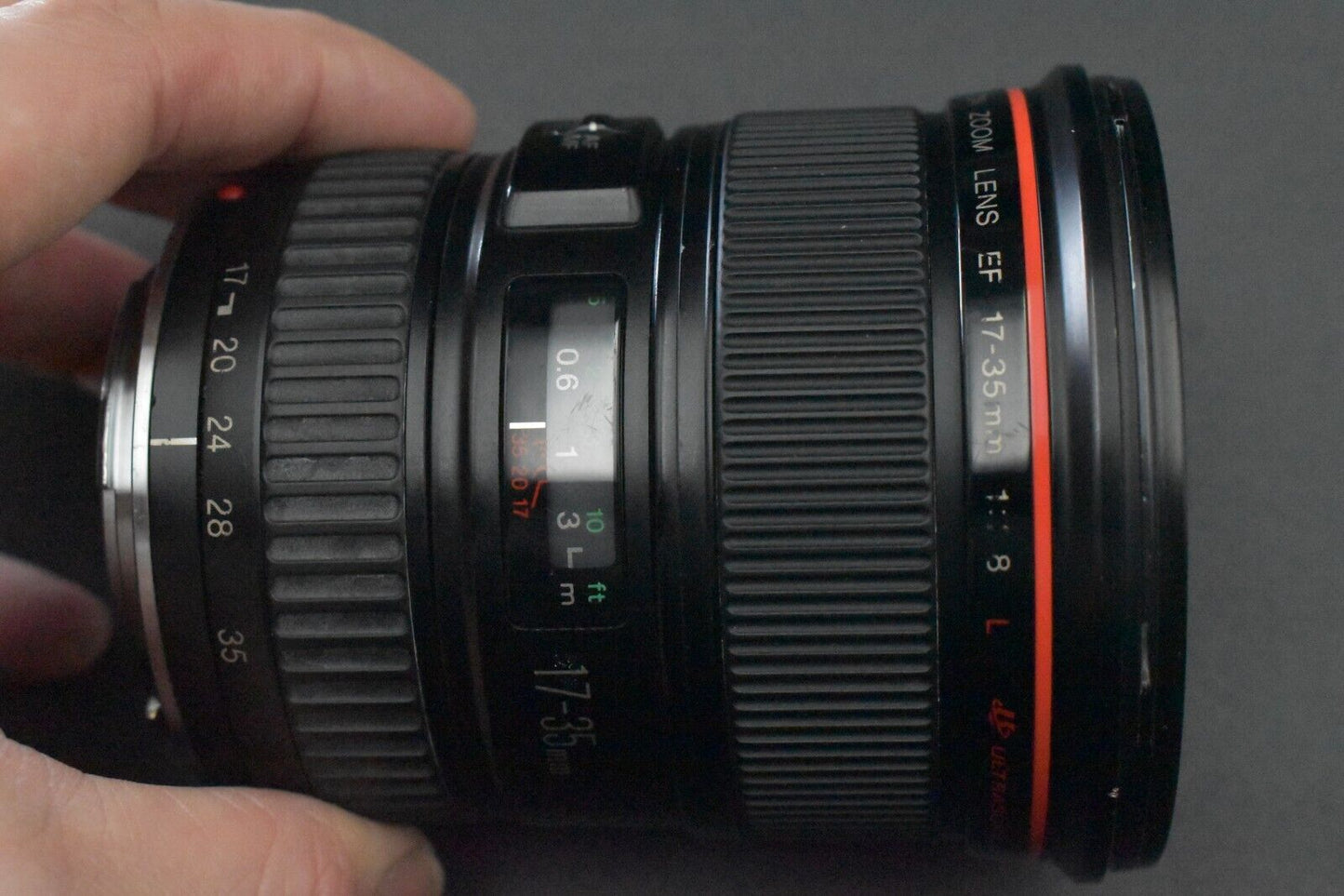 Canon EF 17-35mm f/2.8 L USM AF Wide Angle Zoom Lens From JAPAN [MINT-] 5297