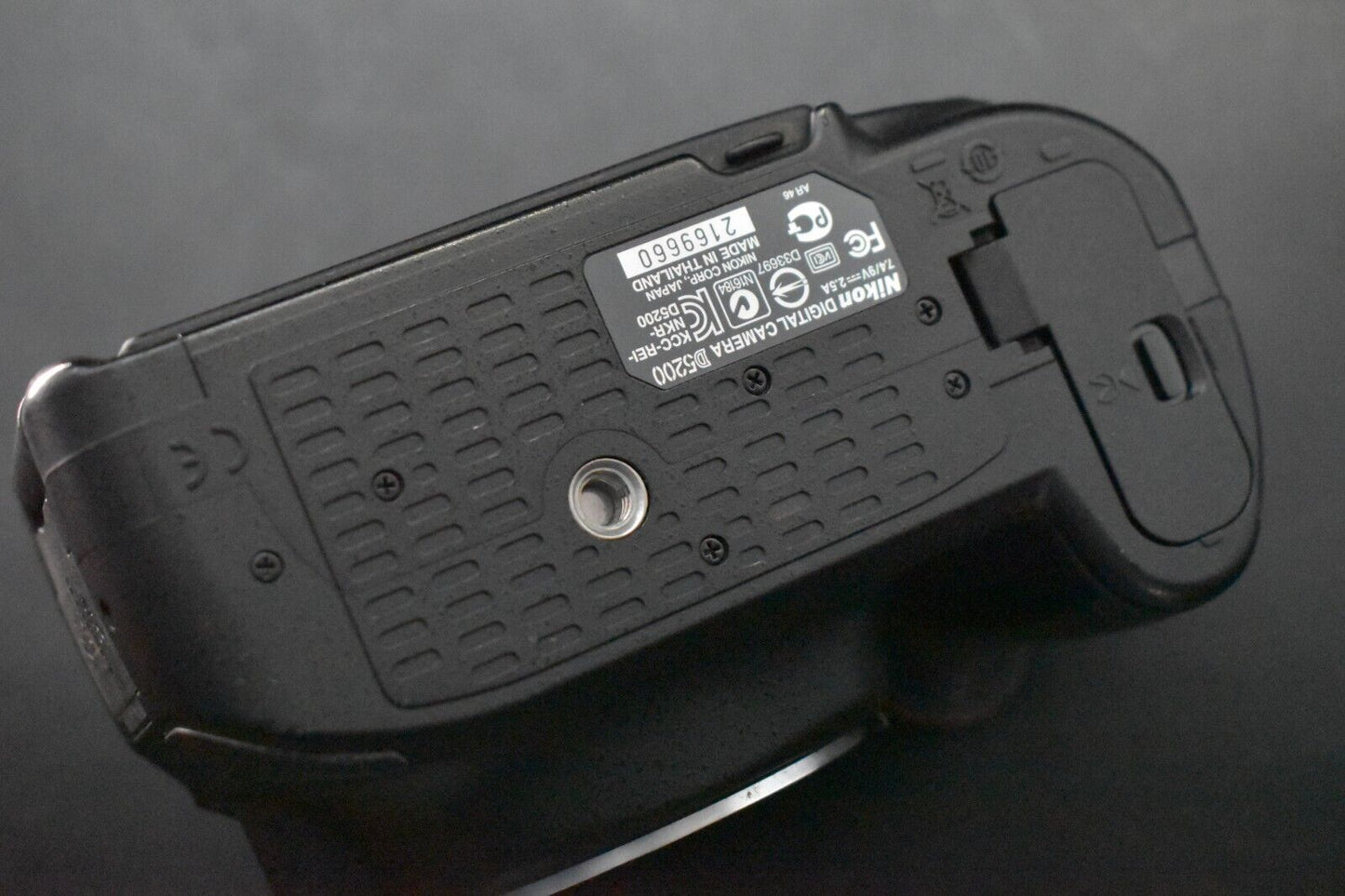 Appareil photo numérique 24,1 mégapixels Nikon D5200 boîtier noir avec 18-55 ...
