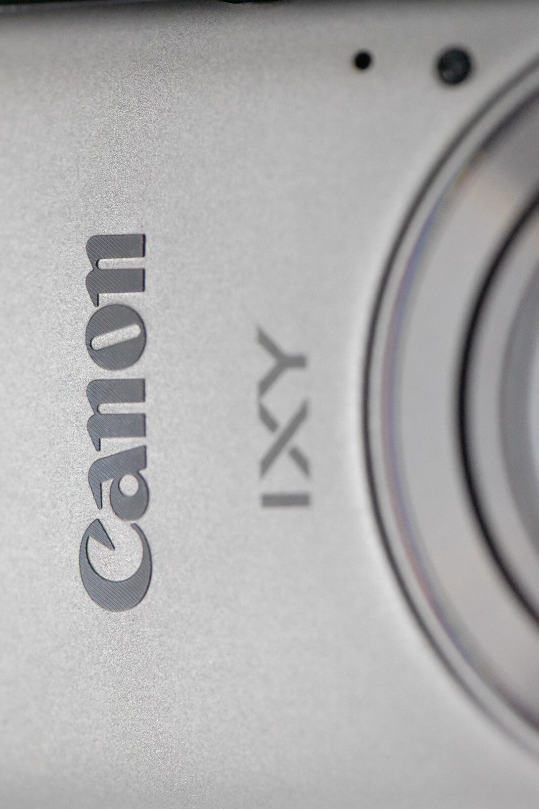 [1Yr Warranty] Canon IXY 650 PowerShot Elph 360 HS Digital Camera Silver 6780