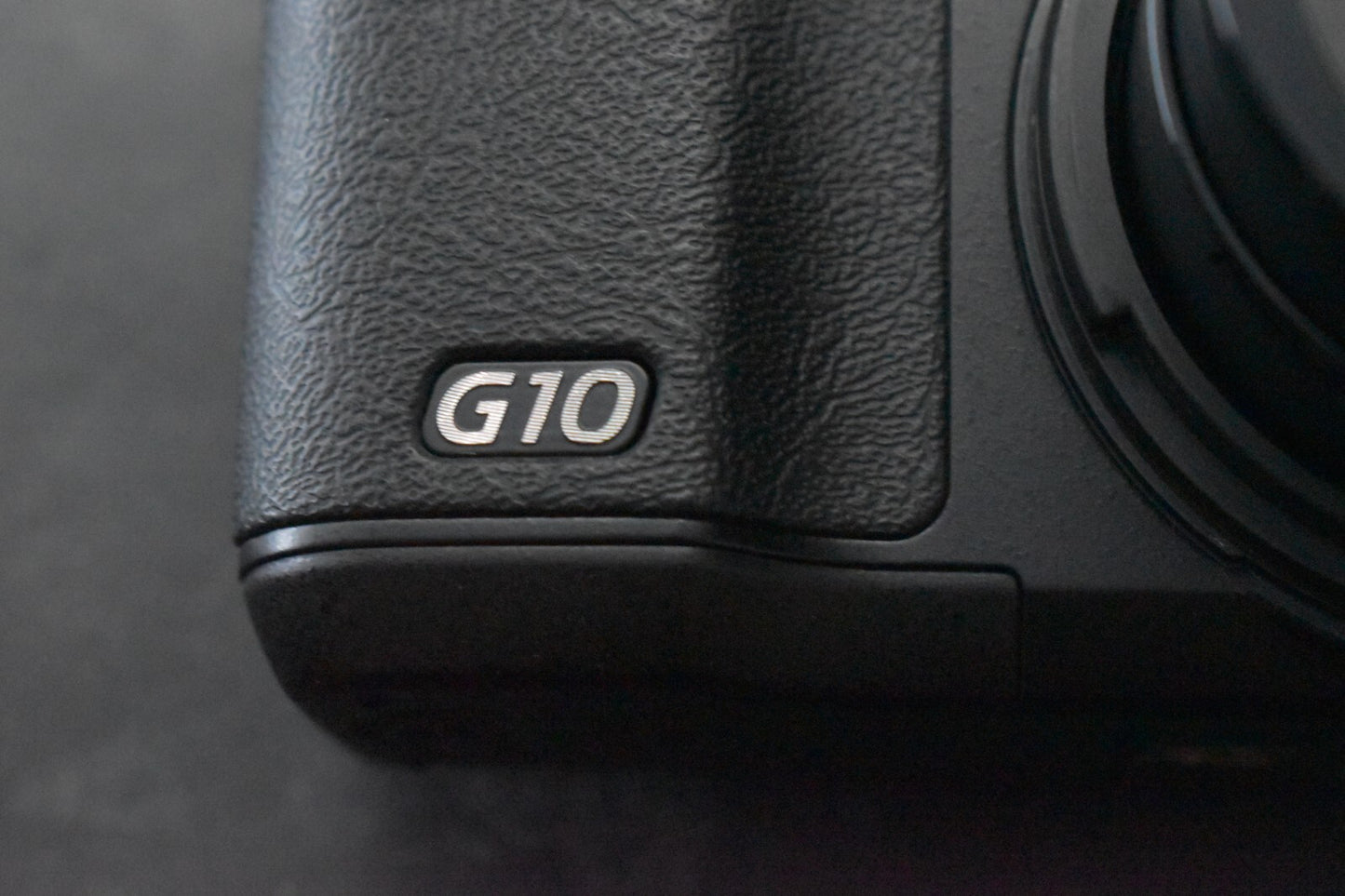 [1 Yr warranty] Canon PowerShot G10 Point and Shoot Digital Compact Camera 6415